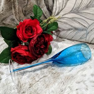 Set of 4 Blue Champagne Glasses